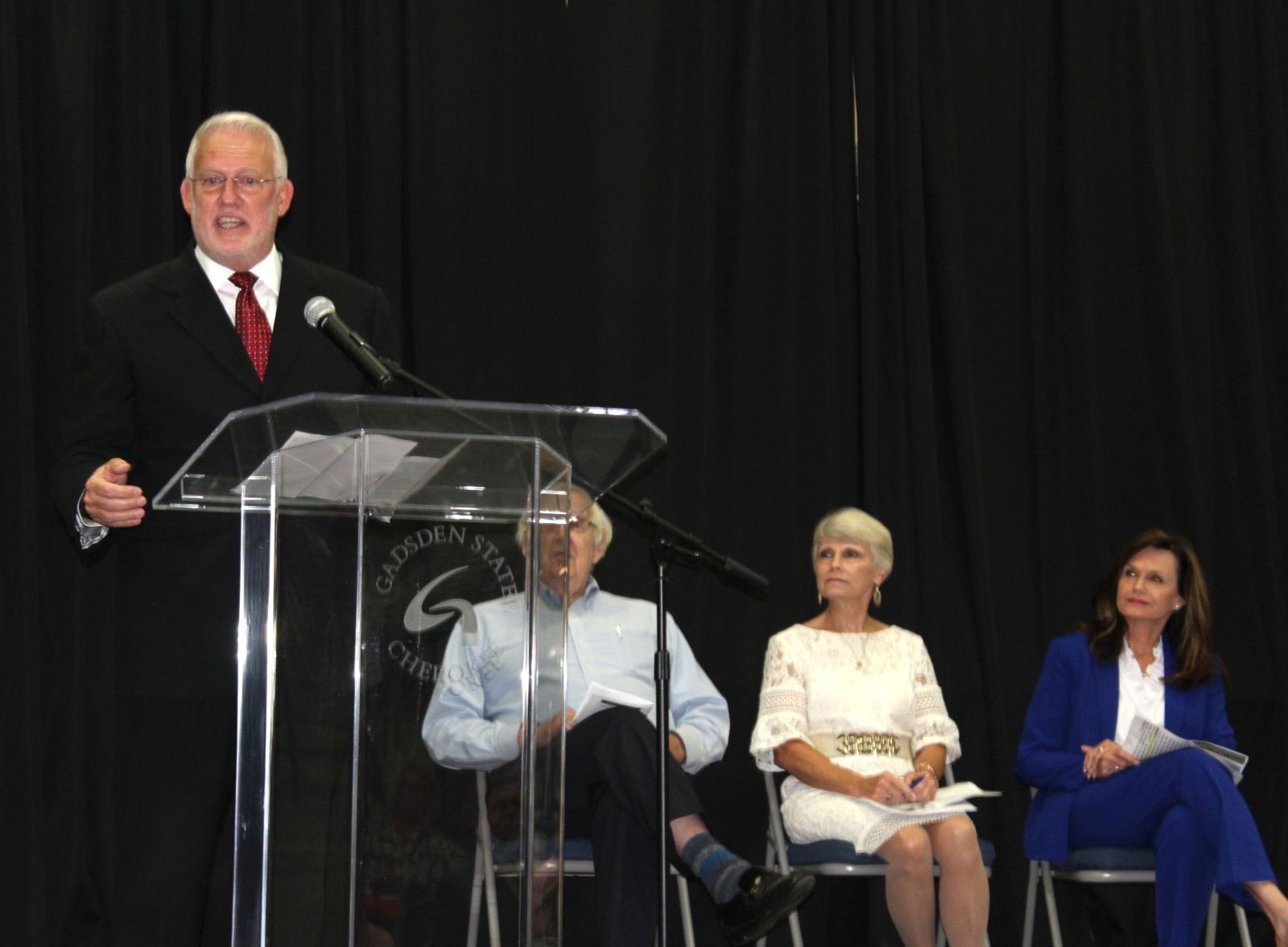 Richard Linsdey speaks during the Naming Ceremony of the Richard Lindsey Arena. Looking on are, from right, Al Shumaker, Dr. Kathy Murphy and Joy Perry.